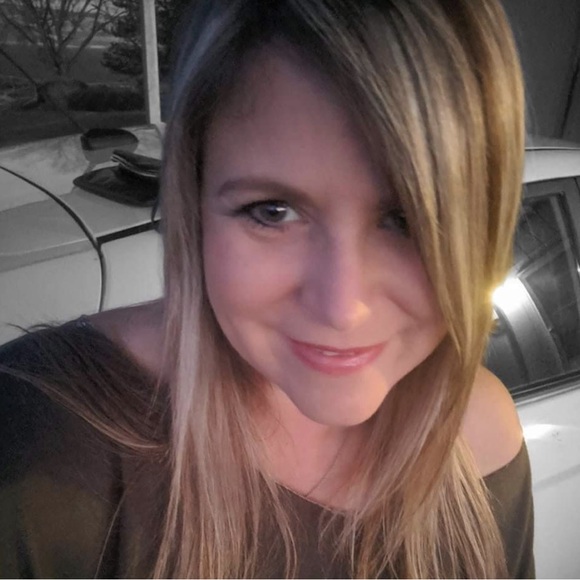 Meet your Posher, Sarah - Picture 5 of 5